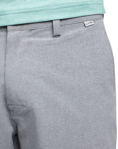 TRAVIS MATHEW LIGHT GREY BECK SHORTS - SIZE 40